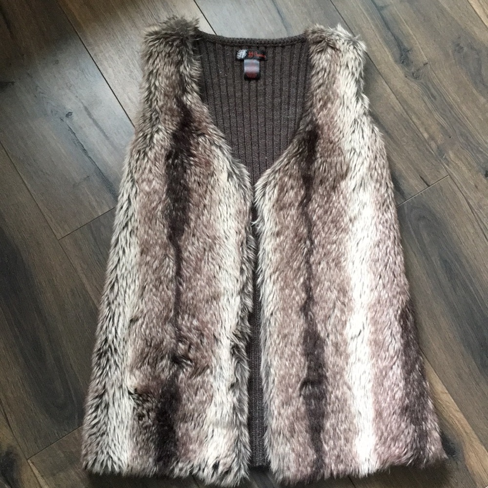 Faux fur vest